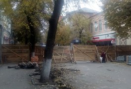 Ще частину Михайлівської перекрили
Ще частину Михайлівської перекрили