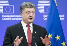Скасування віз до ЄС для українців залежить від "стилістичних переговорів" європейців, - Порошенко
Скасування віз до ЄС для українців залежить від "стилістичних переговорів" європейців, - Порошенко