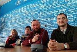 Житомирських журналістів повезли на екскурсію до Києва. Фото
Житомирських журналістів повезли на екскурсію до Києва. Фото