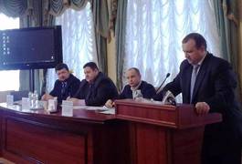 Гундич пообіцяв кадрові зміни у багатьох районних адміністраціях
Гундич пообіцяв кадрові зміни у багатьох районних адміністраціях