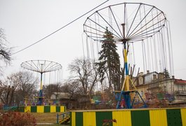 КП "Парк" заплатило 5 тисяч за навчання 19-и чоловік обслуговувати атракціони
КП "Парк" заплатило 5 тисяч за навчання 19-и чоловік обслуговувати атракціони