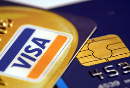 Visa дозволила власникам банкоматів вводити для клієнтів комісії за зняття грошей
Visa дозволила власникам банкоматів вводити для клієнтів комісії за зняття грошей