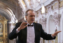 Керівнику "Ореї" подарують однокімнатну квартиру у Житомирі
Керівнику "Ореї" подарують однокімнатну квартиру у Житомирі