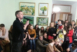 Жадан у Житомирі. Аншлаг. Додано відео
Жадан у Житомирі. Аншлаг. Додано відео
