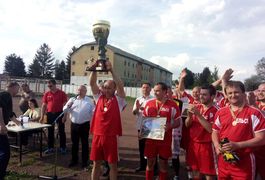 В Овручі пройшов Міжнародний кубок з футболу серед ветеранів 40+
В Овручі пройшов Міжнародний кубок з футболу серед ветеранів 40+