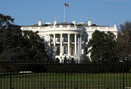 Білий дім: Трамп підпише закон про нові санкції проти Росії, КНДР та Ірану
Білий дім: Трамп підпише закон про нові санкції проти Росії, КНДР та Ірану