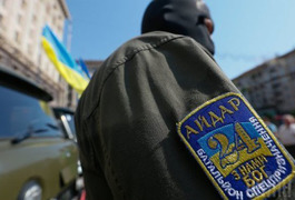 Трьох житомирських воїнів батальйону «Айдар» визнали бійцями-добровольцями АТО
Трьох житомирських воїнів батальйону «Айдар» визнали бійцями-добровольцями АТО