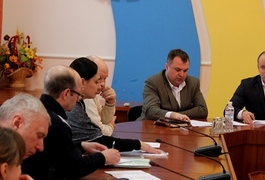 Обласна рада упорядкує місця масових поховань жертв війни та політичних репресій на околиці Богунії
Обласна рада упорядкує місця масових поховань жертв війни та політичних репресій на околиці Богунії
