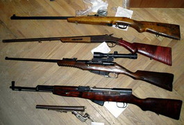Житомирская милиция призывает жителей области добровольно сдать оружие
Житомирская милиция призывает жителей области добровольно сдать оружие